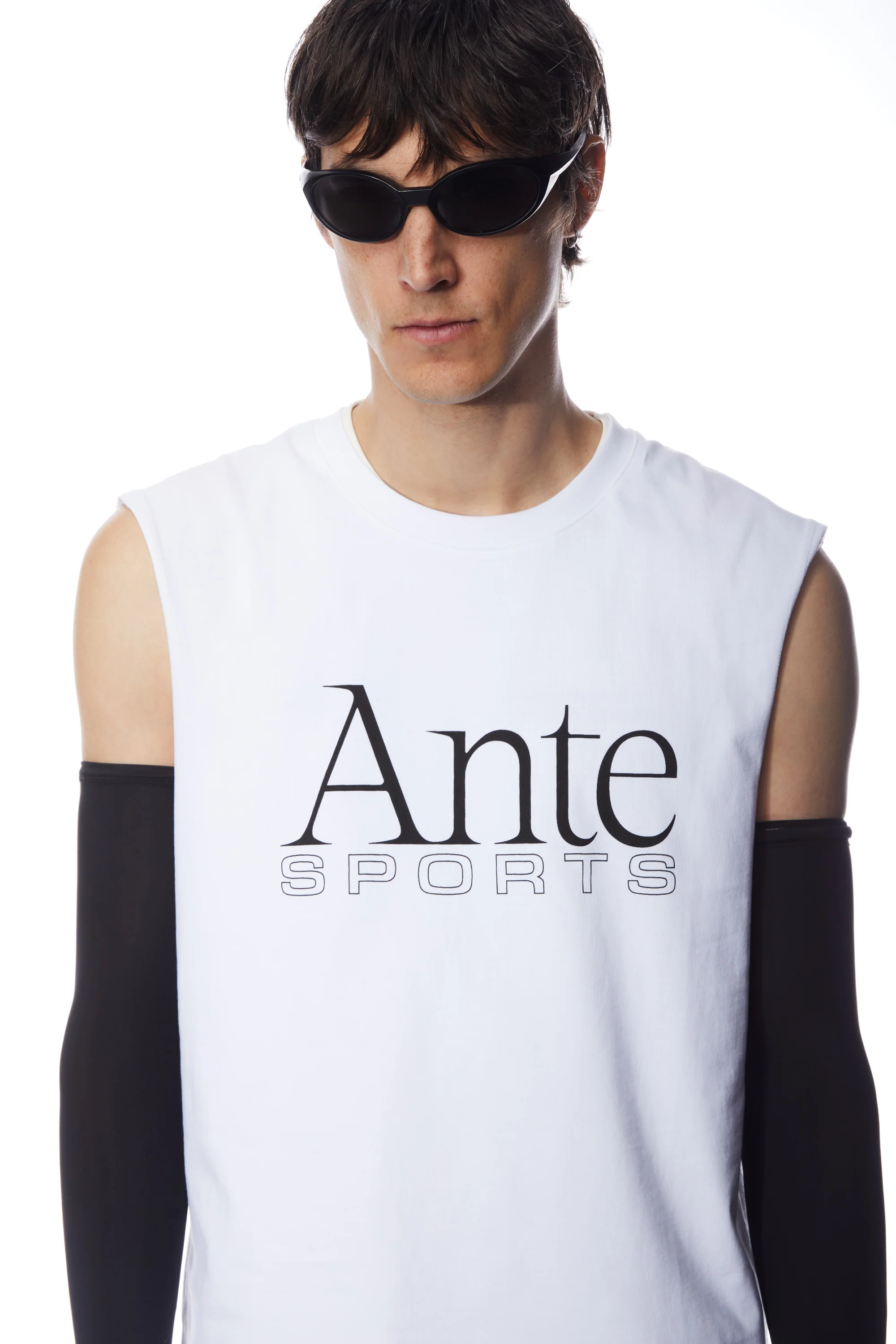 SPORTS SLEEVELESS - Image 5